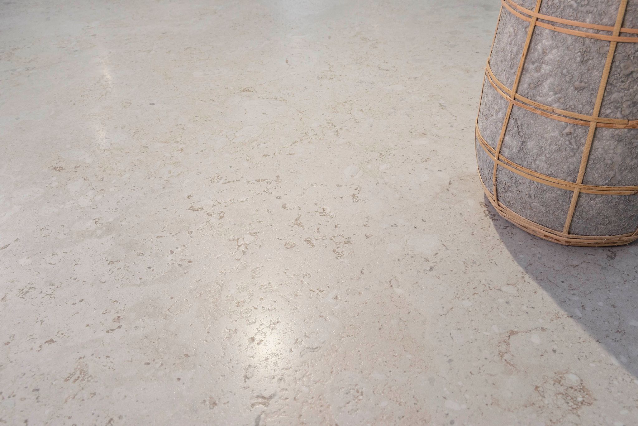 Camper Ivory 120x120 | Newker