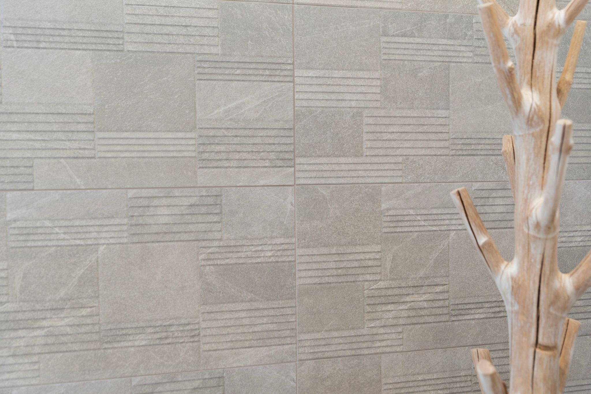 Lakestone Wall Sand 30x60 | Newker