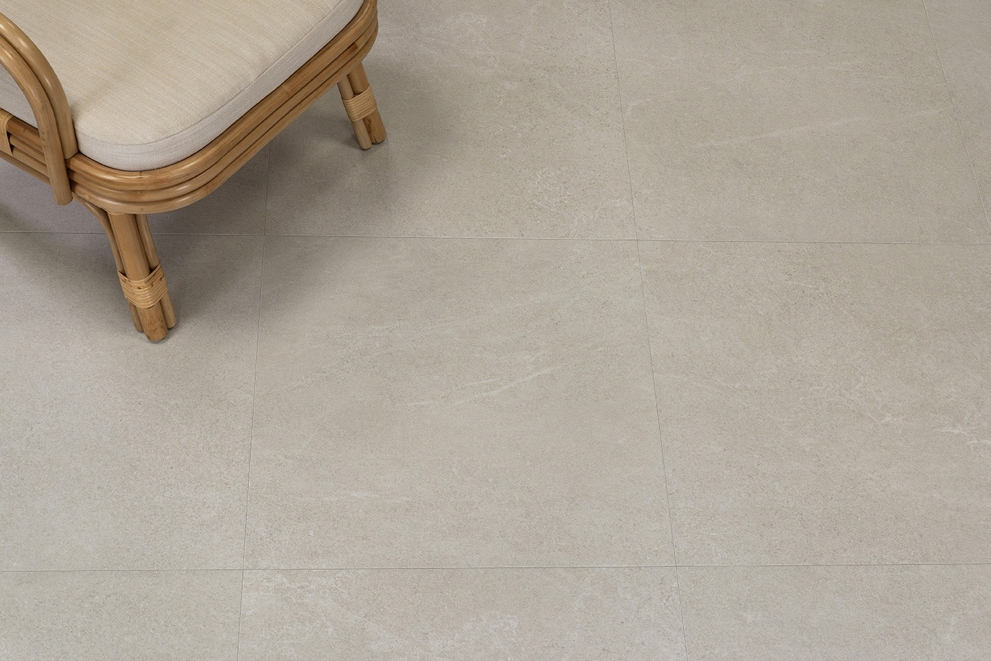 Tecton Ivory 60x60 | Newker